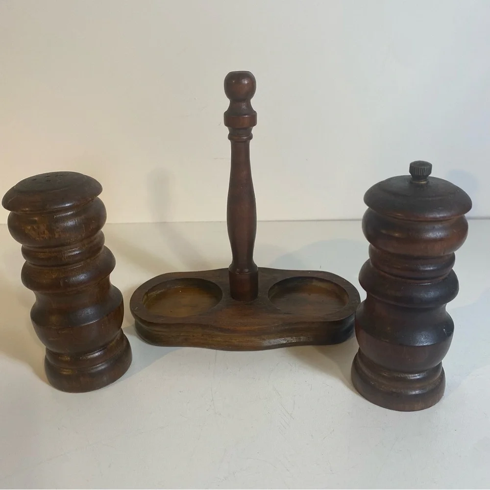 Vintage Wooden Salt Shaker & Pepper Mill With Wooden Stand